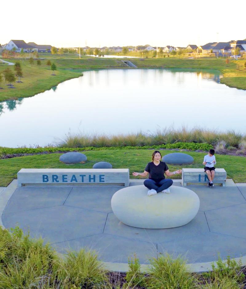 Reflection Zones in Jubilee offer residents peaceful introspection and meditative spaces.