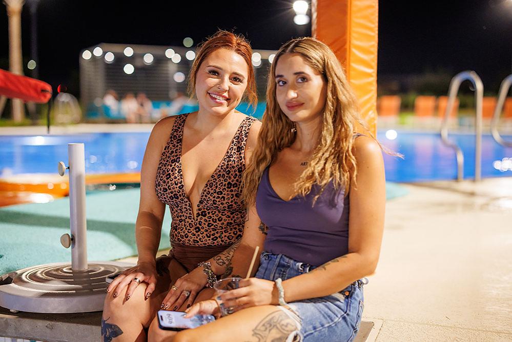 Jubilee - Poolside Popstar Photo 142