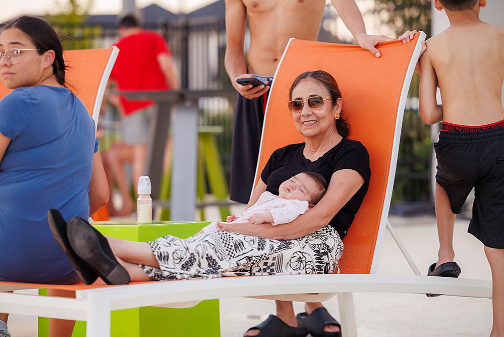 Jubilee - Music At The Pool Photo 60